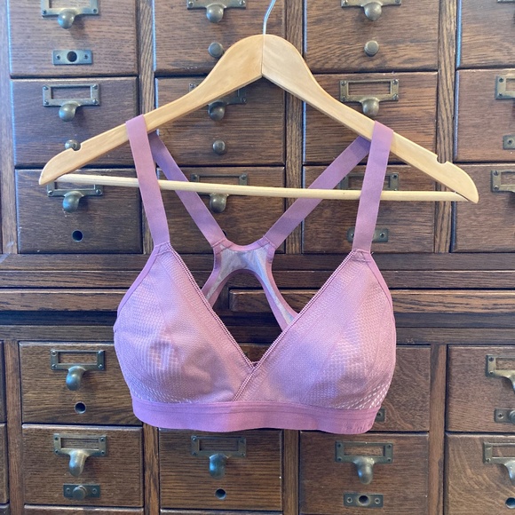 Lululemon Bra - Picture 1 of 5